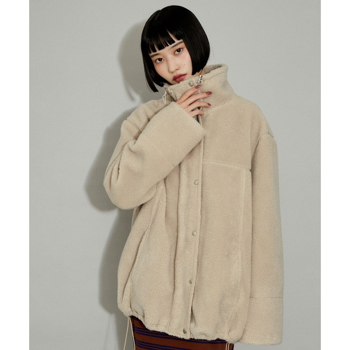 WEB限定】スタンドカラーミドルボアブルゾン | アダムエロペ(ADAM ET