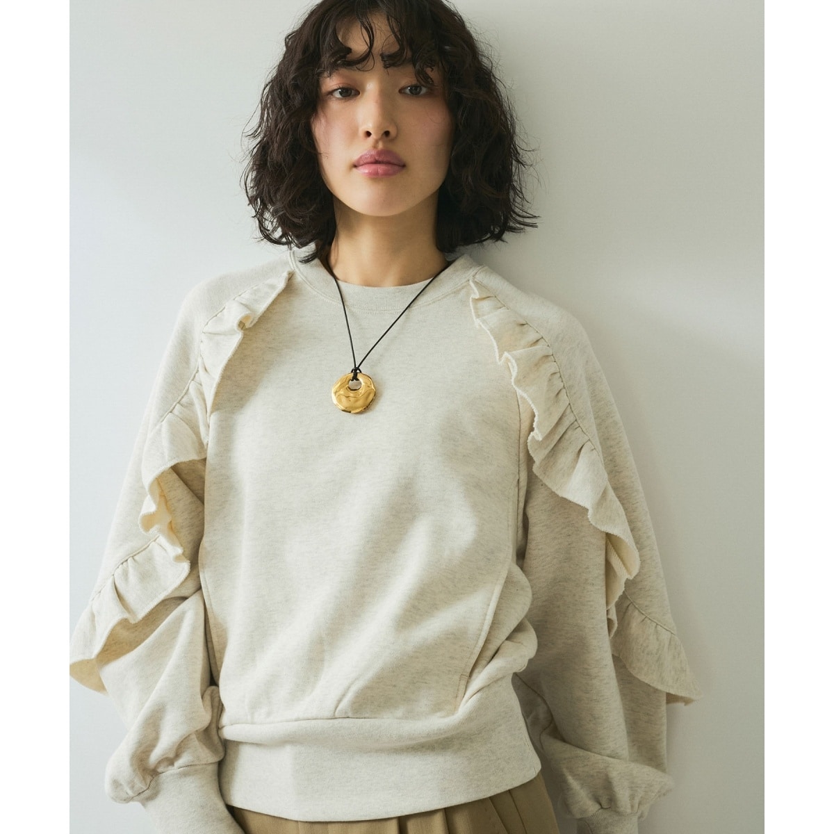 WEB限定】フリルスリーブスウェット | アダムエロペ(ADAM ET ROPE
