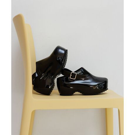 [^ԁFGAA05030]yƂtHƏ_炩tFCNU[Gi͓̎IȈꑫBobNxgłƃz[ĥNbOz2025tāADAM ET ROPE' FEMMEyMaterialzObV[ȃĉA_炩tFCNU[GigpBCjOɂ̓W[WngpA\tgȗSnɁB yDesignzvbgtH[̃{[ƁAƂtHڂNbOV[YBƂ̃xgłƑz[hsT|[ĝŁAԂ̒płɂfUCBJWAȃC[W̃NbOV[Y[hɏ؁B yColorzubNƁAItzCg2FWJB yStyling pointzgh̃{[{gXƍDB