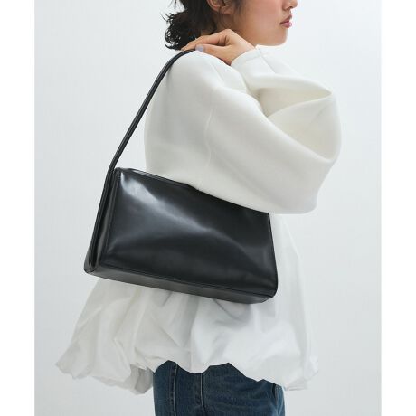 [^ԁFGAX05230]2025tāADAM ET ROPE' FEMMEyMaterialz\n:̂tFCNU[gpB n:ybg{gėpTCN|GXegpB yDesignzV[Yghł鉡̃nhobOByʂłƎfUCBig͂AIP[WV[Ȃǂɂ߁B |₷NbV̂nhƁA傤Ǘǂnh̒|CgB yColorzubNAN[2FWJB----------------------------|Pbg:i2j[:z tV_[:Ȃ-----------------------------