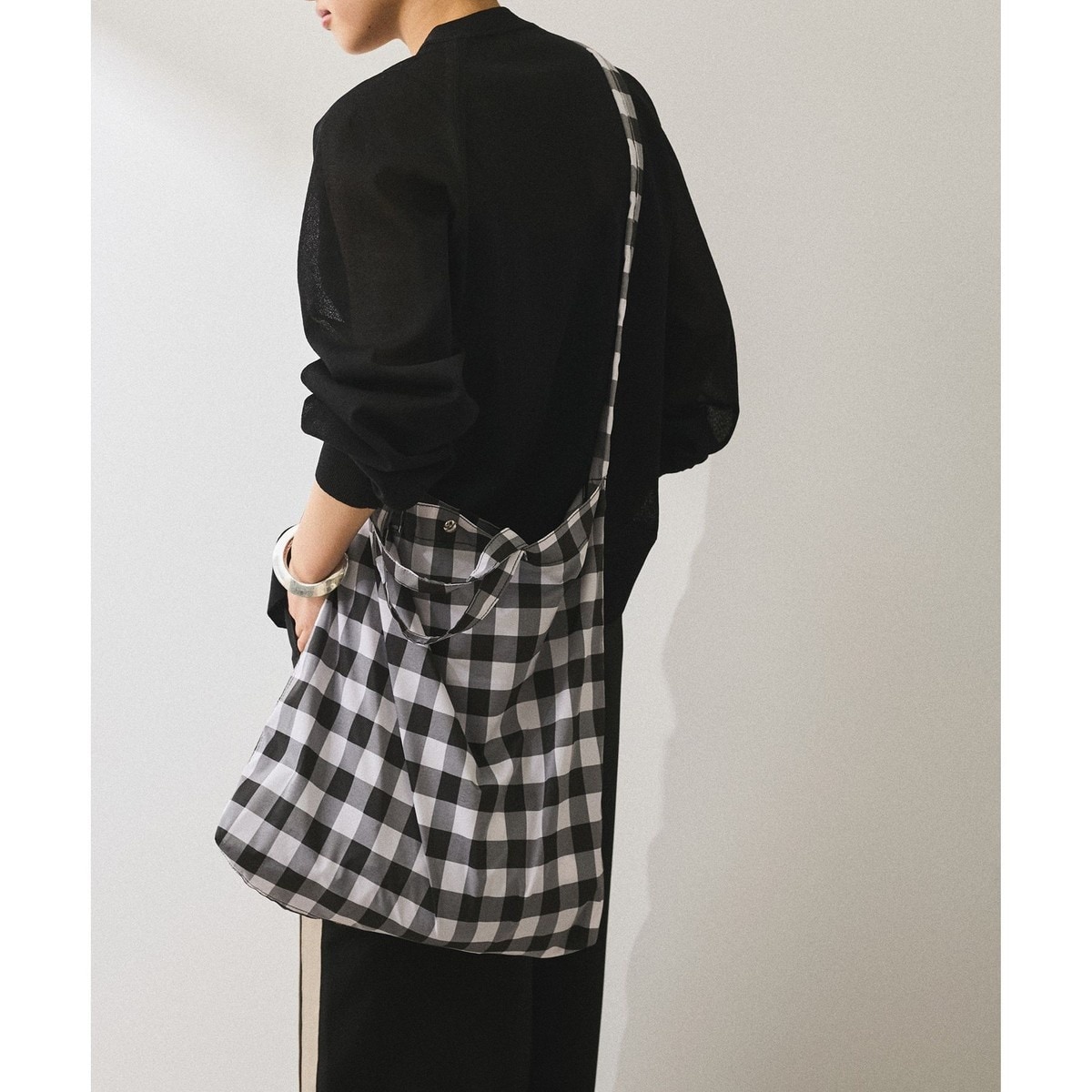 [�}���C]�yWEB����z�E�y�V�F�ǉ��z�M���U�[2WAY�V�����_�[�o�b�O/�A�_���G���y�iADAM ET ROPE'�j �u���b�N�n(02)