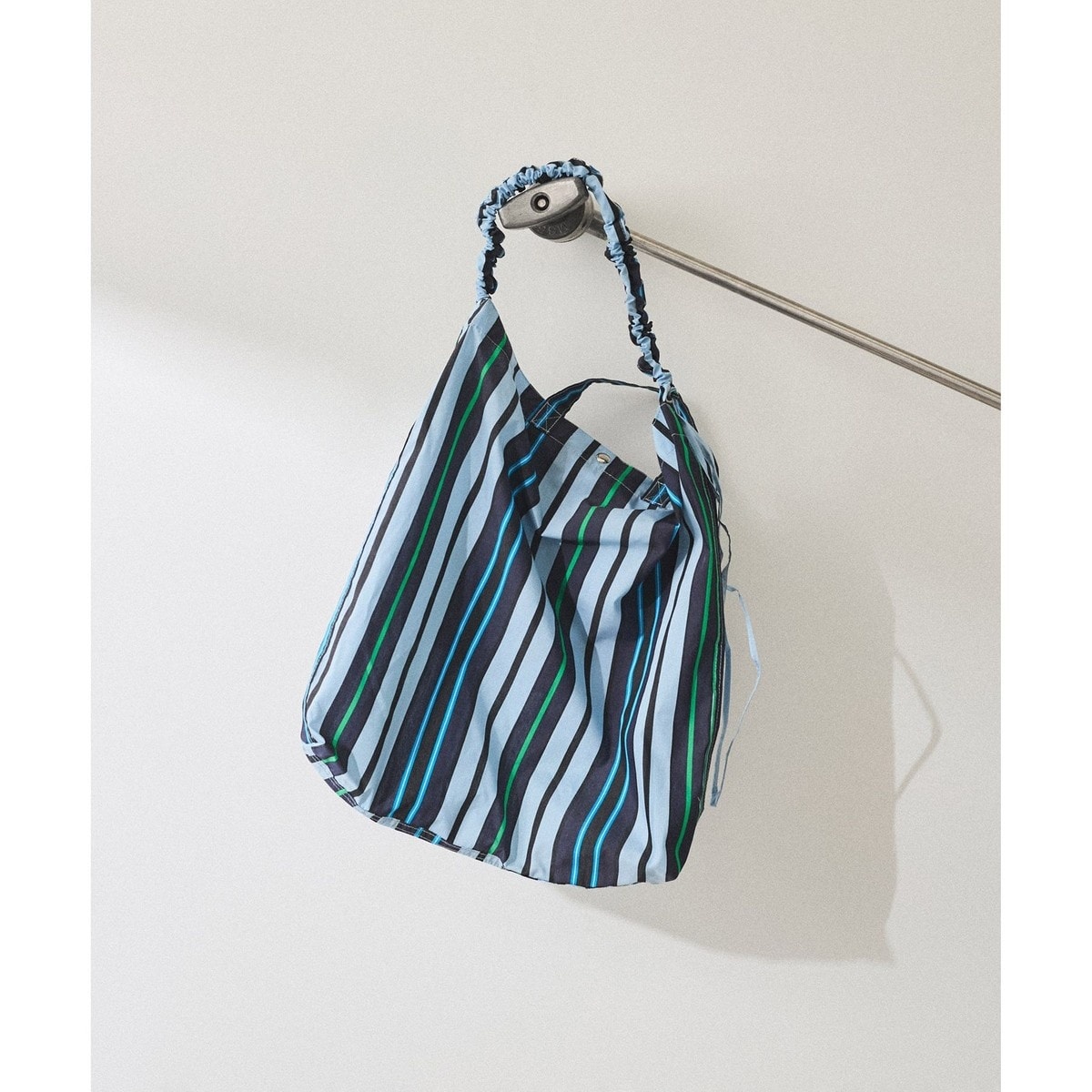 [�}���C]�yWEB����z�E�y�V�F�ǉ��z�M���U�[2WAY�V�����_�[�o�b�O/�A�_���G���y�iADAM ET ROPE'�j �u���[�n(46)