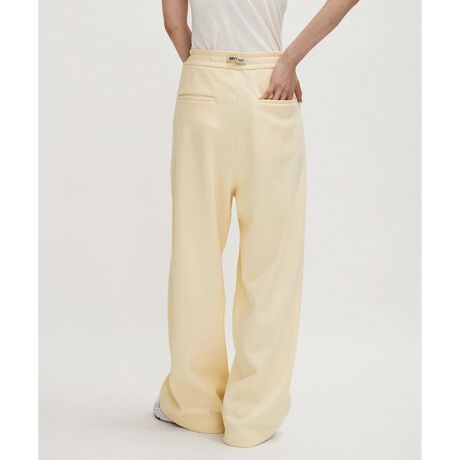 [^ԁFGAS05150]2025tāADAM ET ROPE' FEMMEyMaterialzz̃W[[bĝ悤ȐnōꂽJbg\[fނ̃pcB_炩fނȂKxȌ݂ƃn̂ŁAƂۂɁByȗSnłȂAr𒷂ꂢɌĂVGbgƐnByDesignzR[fɔvXĂW[W[fނ̃pcBbNX͋CȂALC߃VGbgɎdグ邱ƂőlۂۂɁBEGXg͑SȂ̂ŒԗĂĂXgXt[ɉ߂ꒅBSƓ̃hXgŒ䒲\Ȃ̂ŁAĽ^̕ɂ߂ACeBobÑEGXgɂ̓e[}̃jbgl[tByColorzIIt킸ɒ񂵂₷x[VbNȃubNAN[ȃLiAX^CÕANZgɂȂuE3FWJByStyling PointzI[o[TCYVc⃁YCNȃWPbgAX|[eBȃAE^[܂ŁA킹̂I΂LX^COy߂ACeB---------------:Ȃn:ȂLk:₠:Ȃň:|Pbg:---------------fg:165cm size:38i{uwAjg:170cm size:38iOwAj