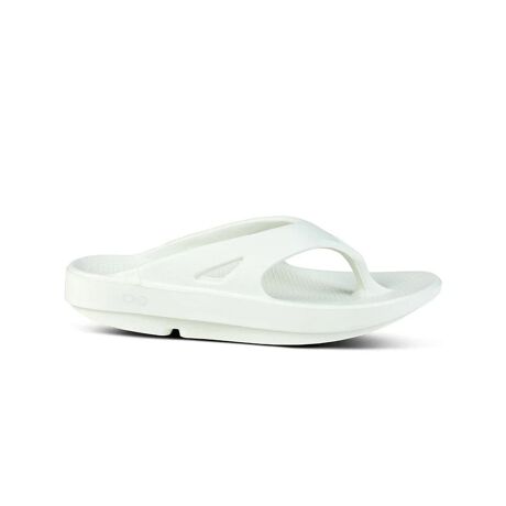 [^ԁFGKA25510]Jo[V[YƂĕčĂсA{łbƂȂOOFOSiE[tHXjOOFOS̃tbgEFA͍x\ɂȂĂhLʂ܂BX|[cE^E[XEW[ȂǗlXȃV[Ŏgx[VbNȃfUCłBʓIEVÃr[`T_Ƃ͈قȂAQȌAhgp擾̍xȃtbgxbhiCjŁAx痣ȂAωKȗSnłByOOFOS/E[tHXzuOOFOSv́A2011 NɃ}T`[ZbcBŃX|[cIV[Y[J[̐iJ`[ɂJꂽJo[V[YuhłBiɎgĂfOOfoaḿAʓI EVA fނ̃\[ƈقȂAՌ̔ 37% }Anɂ鑫ւ̏ՌGAAwɂ镉Sy܂BlԍHwɊÂ݌vɂADݍ݁Ay܂T|[g܂B