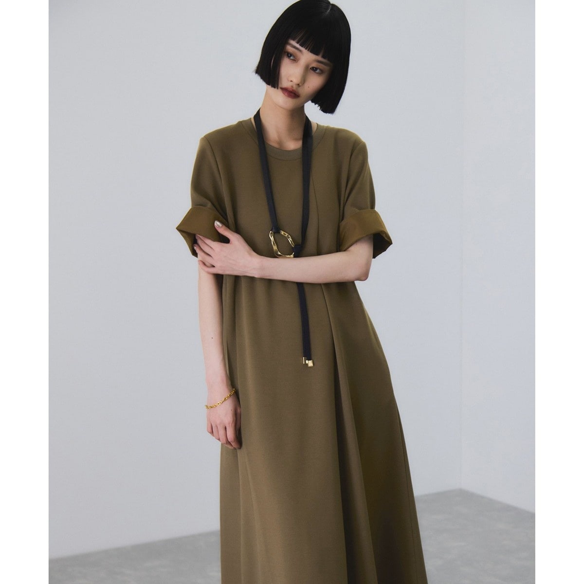 【完売品】ADAM ET ROPE' カットジャガードワンピース ADAM ET ROPE'（アダムエロペ）の「カットジャガードワンピース