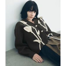 アダムエロペ(ADAM ET ROPE')の【サステナブル】3Dモチーフカーディガン