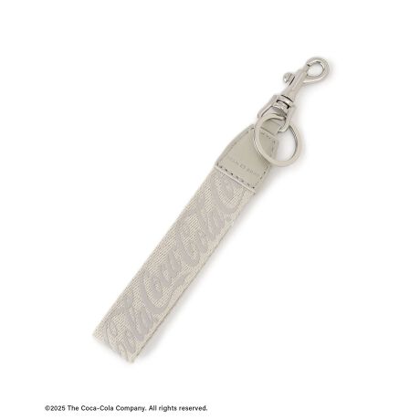 [^ԁFGAZ25020]ADAM ET ROPE' FEMMEyMaterialze[v:݂̂鈻De[vLbv:{vyDesignẑ݂鈻De[vɁARJER[ЂɂĔ鑠ĂhRe|[ACRhV[YARJER[Se[vƓFo[vgɂĎ{e[v`[BTOP̓U[ŃLbv̂悤ɋݍݎdlɂADAM ET ROPEfvXBR{[VȂł͂̃`[́AiXJOłDȏɕtACeByColorzALLubNAALLx[ŴQFWJByStyling Pointz莝̃obNɕtApcȂǂ̃xg[vɒʂB---------------:ȂLk:Ȃ:vĝ݌򐶒ň:---------------gTimelessly by Your Sideh𒴂ĂׂɃRJR[̗ネSɏhh^CXȖ́hCXs[VɃXyVRNVWJ܂B---------------ADAM ET ROPEfRJR[̑nƊے1886`1915ÑBe[WS`[tɁAADAM ET ROPEfł́A𒴂ĈꑱNVbNȉlςɎg̓Nwłg[hhAg~j}hAgN[hdˍ킹ACeWJB---------------yCoca-ColaACezRinger Tee(i:GAM25190)Garment dye sweat H/S(i:GAM25210)Denim(i:GAS25110)Tape charm(i:GAZ25020)Eco bag(i:GAX25100)Coca-Cola XyVRNV݃TCg͂ADAM ET ROPEf Coca-ColaACeCAbv͂