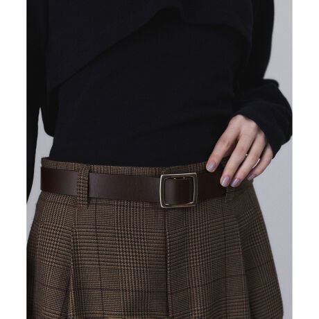 [^ԁFGAW25340]2025-26H~ADAM ET ROPE' FEMMEyMaterialz\n:㎿łȂ₩ȍỸLbvU[gpBgނقǌoNωy߂郌U[B yDesignz~j}ȃfUC͂̃XNGAobNU[xgB ㎿łȂ₩ȃU[gpAV[vȈۂ̃XNGAobNꂽ͋CɁB ߂̃xgȂ̂ŃTCYt[ő̌^␫ʂ킸gp\BJWAȃfjX^CAWPbg̃ZbgAbv܂ōLR[fBl[gɃ}b`^CXȃfUCByColorzubNƃuE2FWJ