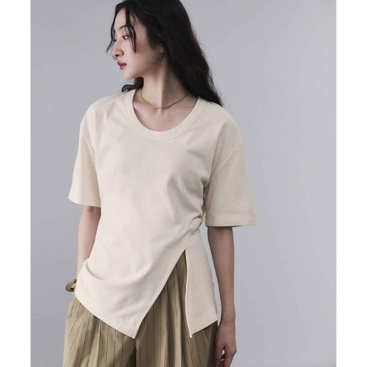 アダムエロペ(ADAM ET ROPE') Tシャツ・カットソー の一覧