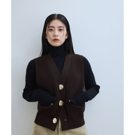 [^ԁFGAM55570]2025-26H~ADAM ET ROPE' FEMMEyMaterialzyĖĉ݂郊TCN|GXegpAӂƂЌlɕ҂ݗĂfށB yDesignzIWiō쐬tgBIG{^|CgɂjbgWB{^̃J[͎₷S[hJ[̗pB ؂₩łȂ݂̗ǂ̂̃S[hJ[Bi{^̃Xibv{^ŊJj ̂VlbNɂAlXȃCi[ɃC[h₷̂RpNgȃTCYɎdグĂ邽߁AChpcƂ̑悢VGbgBA[͑傫߂ɐݒ肵ĂAG߂ɍ킹ăC[hy߂ėp̂1ByColorzėp̂ubNA`R[iWjAItzCgA_[NuE4FWJByStyling PointzL~TVc⃍TA^[gjbgɃC[hĒp̂߁Bfj⃏ChpcAXJ[gȂǗlXȃ{gɍfUCB---------------:Ȃn:ȂLk::Ȃň:J:Xibv{^J|Pbg:---------------fg:160cm size:F