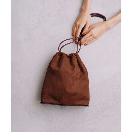 [^ԁFGAX25080]2025-26H~ADAM ET ROPE' FEMMEyMaterialz\n:ubN_炩̂tFCNU[gpB\n:eRb^炩ŔĜ悢iȃXG[h̑fނgpBn:ybg{gėpTCN|GXegpByDesignzgh̃XG[h̑fނ[hȃtHɗƂ񂾃~hTCYВobOB_炩ȑfނłȂʂ͏d邱ƂŎA^ꂵɂdlɁBƒʂ͌yʂň₷A[eBtBVU[gpB≘ɂ߂ꂪȒPBOEHbgE500ml{gE܂ݎPȂǂ܂TCYB̒2WAYdlŎgp\ByʂȂƊ̂fUCŁAJWA炫ꂢ߃X^C܂ŕLByColorzubNƃeRb^2FWJB----------------------------|Pbg:i2j[:z -----------------------------