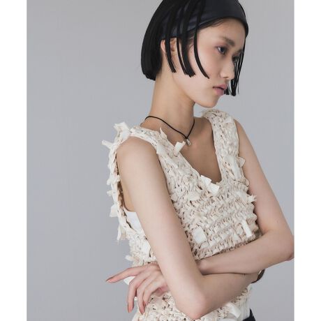 [^ԁFGAM25090]2025-26H~ADAM ET ROPE' FEMMEyMaterialzy₩ŏ_炩Ȑne[vɃJbgA҂݂ŕ҂ݏグm[X[uxXgB{[ȂAƂԖڂłӂƂSnBnhjbgׁ̈A@Ɍ̍\܂ByDesignze[v[̗̊ݏoh}eBbNjbgB_ȈʒuŃ{悤AČіڂ\ɏofUCBƕ҂܂ꂽƓ̎A[hŉ؂₩ȈۂoBRpNgȃTCYŃvXACeƂăR[fBl[gɉfACeByColorz[hȃubNA_炩ȃLîQFWJByStyling PointzVA[ȃJbg\[ƃC[hȂAĂ̓^NgbvL~\[킹ŃwV[ɒĂ̂fGB{g̓fj⃏ChpcA[XJ[g---------------:₠藠n:ȂLk::Ȃň:J:Ԃ---------------fg:165cm size:F