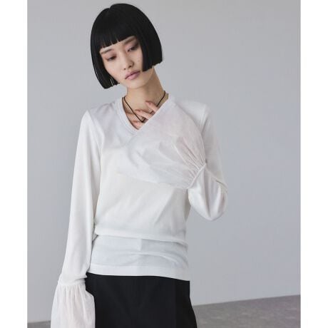 [^ԁFGAM25170]2025-26H~ADAM ET ROPE' FEMMEyMaterialz[̂炩ȍ׃uJbg\[nBȂ₩ŐSn悢G肪́ByDesignzؚȍ׃ul̃JWAX^CiグĂA炩ȗSn悢N[lbNvI[o[BVĉ悤Ȃⓧ̂zŎdグ邱ƂŁAّfނ̃tAVGbgڂ䂭fUCBꖇł̒p͂ACi[ƂăC[hɂd󂷂ꒅBɕtĂJtX{^p[Ȃ̂Ã|CgByColorzNVJȃubNAuEXCNȕ͋Cō킹₷zCgAJ[Ľv3FWJByStyling PointzۓIȃtAX[uJtX͂̃fUCȂ̂ŁAgbvXƂĈꖇŒpVvɃXbNXpcfjȂǂ킹As[X̃Ci[ɂЁBWPbgjbg̃Ci[Ƃđz啔`X^CO߁B---------------:₠藠n:ȂLk::Ȃň:┖J:Ԃ|Pbg:Ȃ---------------fg:165cm size:F