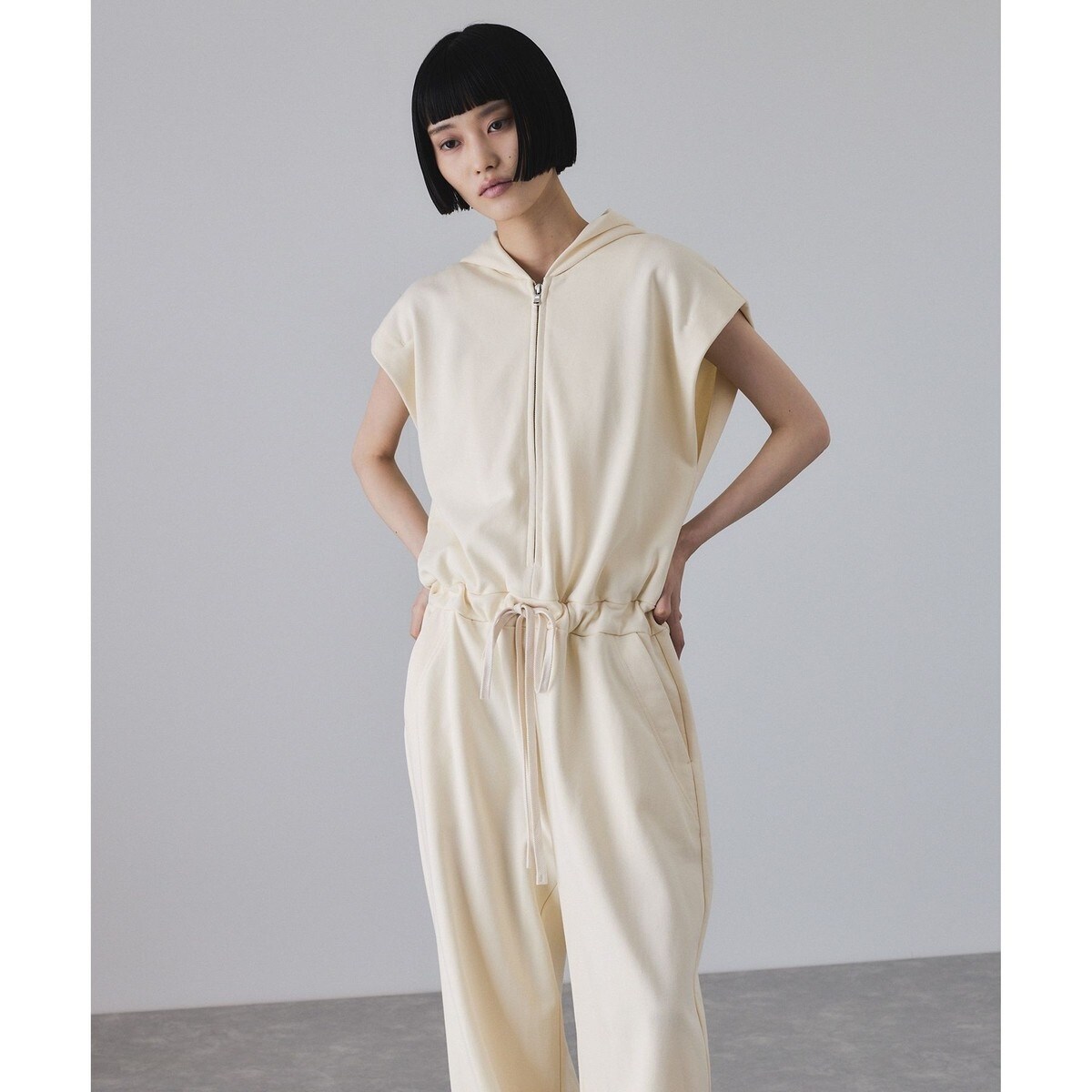 アダムエロペ裏毛フーディロンパース新品アイボリー木なり