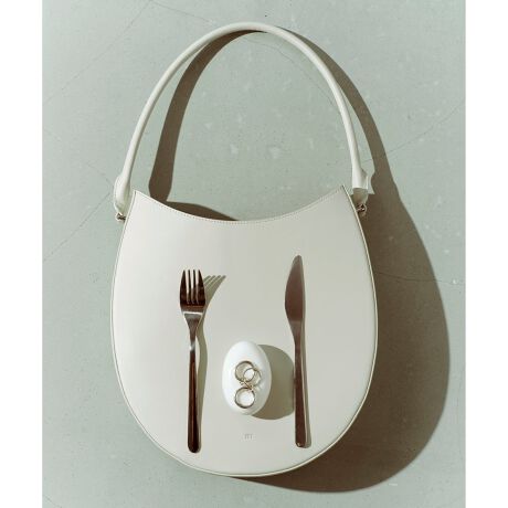 [^ԁFGAX85160]JfaDoRe JUN ONLINE \Jn 7/18()\̂ߓXܔ̔Jn߂ɔꍇ܂BADAM ET ROPEXܔ̔Jn@8/15()yMaterialz\:n̂邵Ƃ̋vgpB:yʂň₷A[eBtBVU[gpB≘ɂ߂ꂪȒPȑfށByDesignz^}Ŝ悤ȏ_炩ȐIȃgbvnhobOBtBYɈێ邽߁Afނ̓nƍd̂郌U[gpB|Pbg̃Xeb`Ȃ悤ɂǂ̊px猩ĂǋAyʂɂ1_BTCY̓ybg{g܂ݎPAOEHbgȂǂ[łeʁBł邾m̏oꂪX[Yɂł悤ɓV͂ăt@Xi[tbvtAtHVvɂfUCB|Pbg͂}`ɂ邱ƂŎo₷dlɁBV[YSmall|VFbg(i:GAX85170)pӂĂ܂ByColorz񂾋Ĉ悤ȃItzCgAuEA_炩ɓTamagox[WBǂ̐Fi`Ŏl̃X^CɊY3J[WJB----------------------------|Pbg:i2j[:A4CztV_[:Ȃ-----------------------------