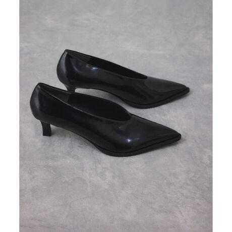 [^ԁFGAA25060]2025-26H~ADAM ET ROPE' FEMMEyMaterialz悭̂KXU[̍vgpByDesignz[hȈۂ̂AtHɂƂƂ񂱂pvXBb[ݍ񂾃fUCɂ₷́B߂̃{gX`gDARoXNGAJbgɂ邱Ƃő݊IWifUCByColorzubNAItzCg2FWJByStyling pointz߂̃{gX`gD悪A芴ȂX^CAbvACeB͂ƂJbgCŋrʂ҂ł̂|CgB