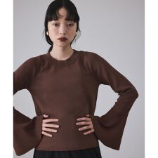 アダムエロペ(ADAM ET ROPE')のボリュームカフスプルオーバー