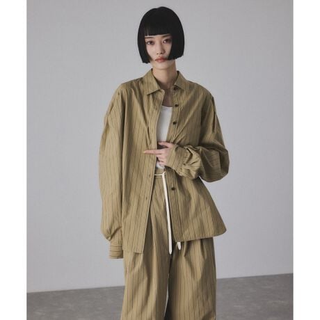 [^ԁFGAH25050]2025-26H~ADAM ET ROPE' FEMMEyMaterialzx[W...iC̃pTƂ^b`ƁARbg݂̗̔ǂ̑fށBTbNX...ׂōxɐDꂽRbgXgCvfށBڂ̋l܂NAȕ\ʂByDesignzc̃VvȐgɁA傫ȃ^bN{ă{[̃VcB^bN͉ɐݒ肳Ă邽߁AČȂKxȃ{[oBVvȂ咣̂ꒅBfނŃVcXbNX(i:GAS25070jpӂĂ܂ByColorẑ݂悢x[Wx[XɃubNsXgCvAu₩ȃTbNXx[XɔƔZlCr[̃C̍׃sb`XgCv̂QFWJByStyling PointzZbgAbvł̒p͂̎AfUCVcƂāAXbNXfjȂǂƂ̃X^COB---------------:Ȃn:ȂLk:Ȃ:Ȃň:┖J:tg{^J---------------