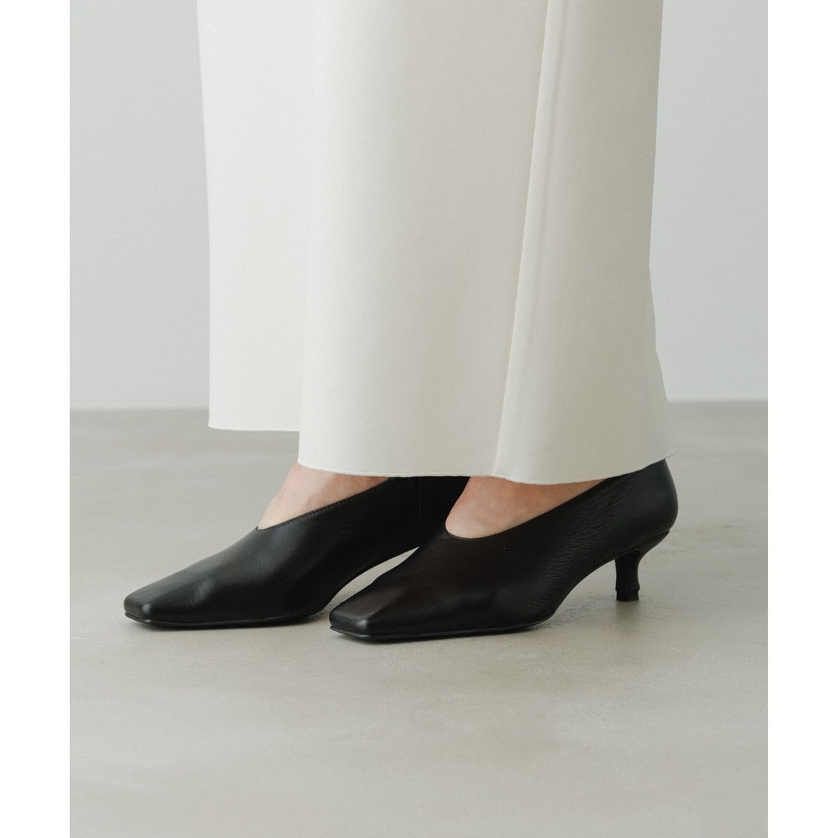 CORSO ROMA 9/コルソローマノーヴェ】アーモンドトゥパンプス | イエナ