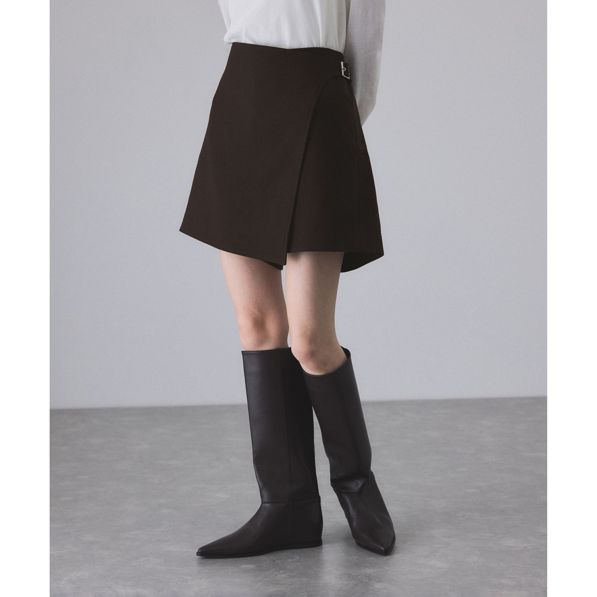 ラップベルトショートパンツ