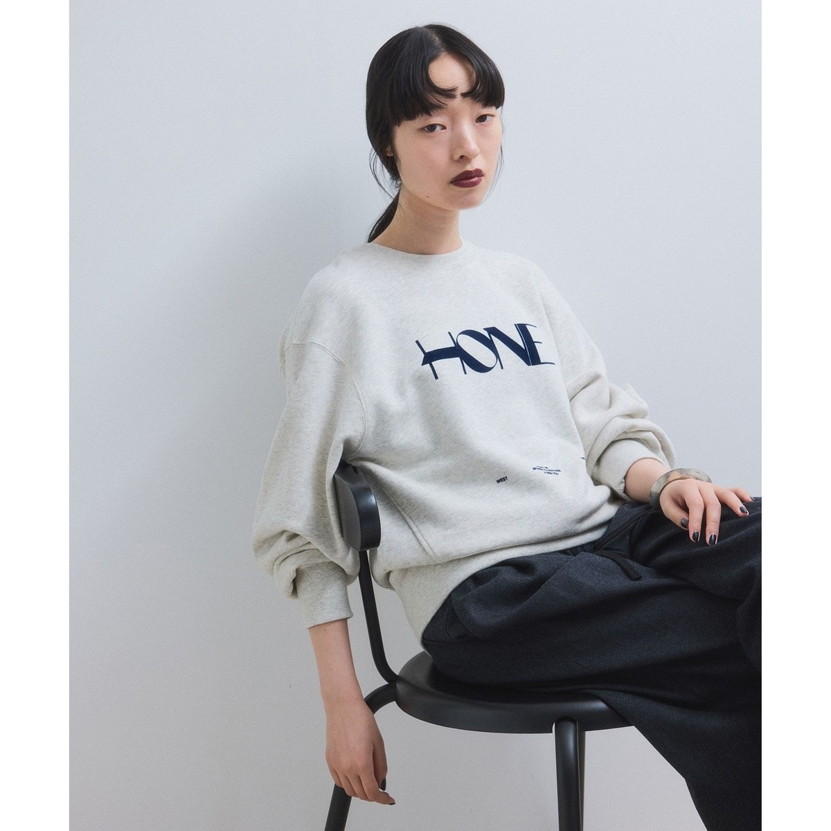 【WEB限定】AERロゴスウェット ADAM ET ROPE'（アダムエロペ）の「【WEB限定】AERロゴ