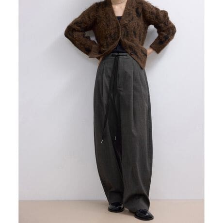 [^ԁFGAS55530]2025-26H~ADAM ET ROPE' FEMMEyMaterialzy₩Yȕ\ʊ̞уCNȃ`FbNfނgpByDesignz`FbNƃTCh̃pCsO|Cg̃oVGbg̃C[W[pcBՂƎ{EGXg^bNA_炩ɖc񂾃J[úBtg̑߂̃{̓|CgɂȂƋɃEGXg𒲐ł̂|CgBD݂̃`FbNIŃR[fBl[gyŁByColorzX~N~ׂbh̃O`FbNA_[NuẼO`FbNAL~ubÑMK`FbN3FWJByStyling PointzjbgVc킹߁B̓Xj[J[u[c܂ŔėpACeB---------------:Ȃn:ȂLk:Ȃ:Ȃň:┖J:t@Xi[{hbg{^|Pbg:---------------fg:165cm size:38yfށzJ[:05|GXe 89% [ 8% |E^ 3%J[:21|GXe 83% [ 15% |E^ 2%J[:25|GXe 99% |E^ 1%