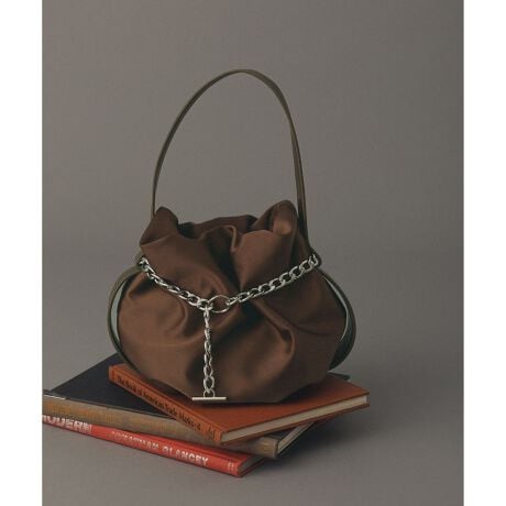 [^ԁFGAX25170]2025-26H~ADAM ET ROPE' FEMMEyMaterialz\n:X[X̃tFCNU[ƌ̂iCfނgݍ킹ّfMIXBn:ybg{gėpATCN|GXegpByDesignzƂtHɎO\ȃ`F[gݍ킹nhobOBnhƒꕔ͒悢dƃn̂tFCNU[B{̂̓^bN̓{[oA؂₩̂fUCoB`F[͐[To[ƊۃJɒʂƕ̏oꂪ₷AۃJŃ`F[Ɏ~߂ČŒ肷邱Ƃ\B`F[OāAVvɂĂg₷fUCBJ}OlbgdlB̏oX[YB}`L߂Ȃ̂ŁAO܂zX}z͂AKvȉו܂TCY|CgByColorzubN~S[h`F[AuE~Vo[`F[2FWJB----------------------------|Pbg:i1j[:zs tV_[:Ȃ-----------------------------