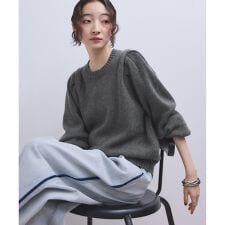 アダムエロペ(ADAM ET ROPE')の【WEB限定】ショルダータックニットプルオーバー