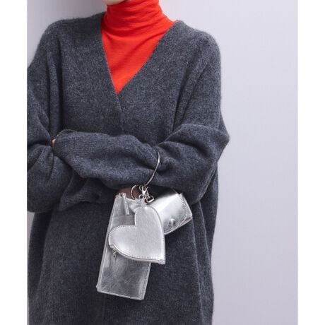 [^ԁFGAX55540]25AW@ADAM ET ROPE' FEMMEyMaterialz\nFX[X̃tFCNU[gpByDesignzn[g`[t̃|[`A}`t̃tbvfUC|[`AX}z|VFbgɂȂ}`EFCȃANZT[obOB{̃|VFbg͎̓d₷悤֗Ȏd؂tBۃJŊȒPɎOłARɑgݍ킹łdlB莝̃obOɑ邱Ƃ\B}`t̃tbvfUC|[`́ACzRpNgȏ[dAbv̏Ƀsb^BANZT[oŃR[fBl[g̃ANZgƂĂ߂̃ACeByColorzubNAuEAbhAVo[4FWJ