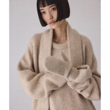 アダムエロペ(ADAM ET ROPE')の【サステナブル】YAKブレンドタートルニット＆グローブ