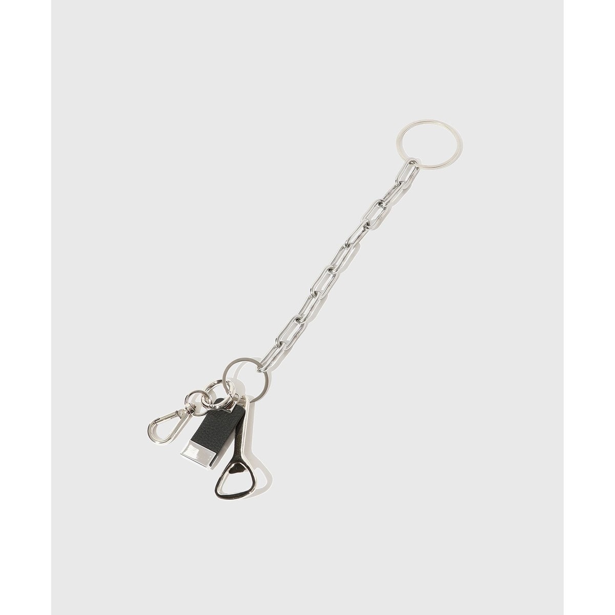 [�}���C]�yITTI/�C�b�`�zCRISTY POLICE CHAIN CHARM / DIPLO FJORD/�A�_���G���y�iADAM ET ROPE'�j �u���b�N(01)