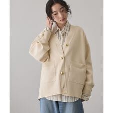 アダムエロペ(ADAM ET ROPE')の【サステナブル】ロゴボタンミドルカーディガン