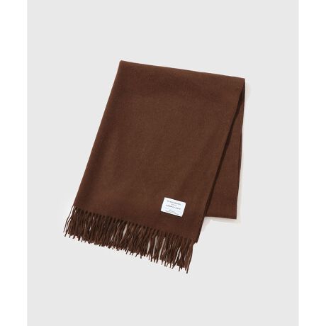 [^ԁFGKN55040]THE INOUE BROTHERS...(U CmEG uU[Y)̃CCuBrushed Scarfv́A⃊s[gĈpt@lC̃ACeB́uBrushed ScarfvATHE INOUE BROTHERS...̖͂1ł锭F̗ǂ͂̂܂܂ɁAADAM ET ROPE'ł͑唻TCỸXg[ŕʒĂ܂BCCBrushed Scarf͕30cmA180cmƃRpNgȃTCY͂łAADAM ET ROPE'ł͑̂̏ォZƂ\ȕ70cmA200cmłpӁB傫߂ȃTCYɂ}t[ƂĂ̎gp͂A茨ɊēZƂAЂ|ƂĎgp邱Ƃ߁BCCɂ͂Ȃ唻炱łAlXȃAW傫Ȗ͂łBfނ́wxr[ApJxgpAVN̂悤炩ȔG肪Bg͂A\ʂɃubVH{ƂŒǂ򊴂oAX^COɏioĂ܂BTHE INOUE BROTHERS...together with ADAM ET ROPE'̃Cibv͂sApJт̓tE炩ł炩̊GApJт̗ǂԂɎł̂AVN̂悤Ȋ炩ȎGBE[̂悤ȃKTKT͖AxGꂽȂƂSnǂBuxr[ApJv͂̊G͂茰ŁAƂ芴ăNZɂȂ悤ȎGE肪́BEJV~̂ƌ鍂ۉApJт̖͂̈ƂāAۉ̍BApJ̖т́A@ۂ̈{{Xg[̂悤ɋ󓴂ɂȂĂ̂ŁAfMނ̂悤ɒgCߍݍh\𔭊BEыʂoɂꂪyAC[W[PAApJт̓jbgɂ肪ȖыʂoɂfނłAVî悤ȕ҂ݒn̔BEJbƂgANȂǂ̉w@ۂłłjbg͏ꂽA₦肷BApJт͕Axߋ@\˔Ă̂ŁASn悢gۂĂBEɂ͕KvŒŏ\ApJ̖тɂ͖܂܂邽߁AjIC񂹕tɂꂪȒPB~ł͂jIČƂȂ邪AjIC̐SzȂBEfނ̒łIɍ]E[JV~AASȂǁAbтƌĂ΂gfނƔׂĂ炵_ȂAApJ̖т͑Iɍ]ByTHE INOUE BROTHERS.../U CmEG uU[Yzf}[N̓Ryn[QŐ܂ EjZɂ2004NɐݗꂽuhuTHE INOUE BROTHERS...vBɃjbgCƂiWJĂ܂B{̑@ׂ\zZpƑfޑIтւ̍SAk炵pd@\⍂fUCZĐ܂RNV͐Eŏ܎^Ał͐EIȃjbguhƂĔFmn߂Ă܂B