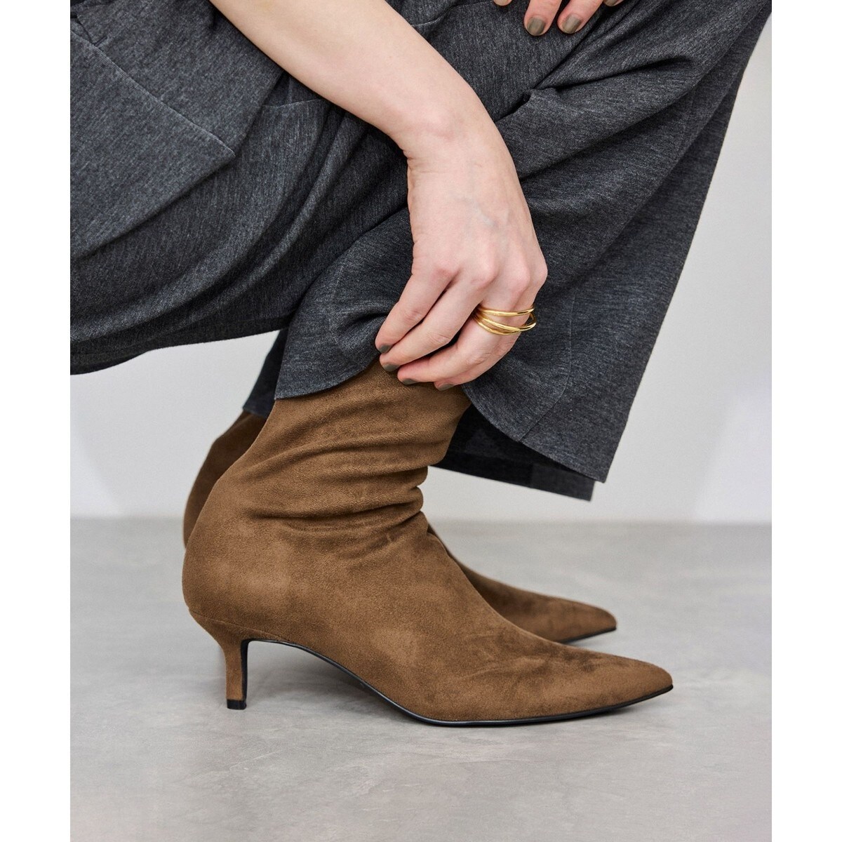 ポインテッドトゥストレッチショートブーツ | アダムエロペ(ADAM ET