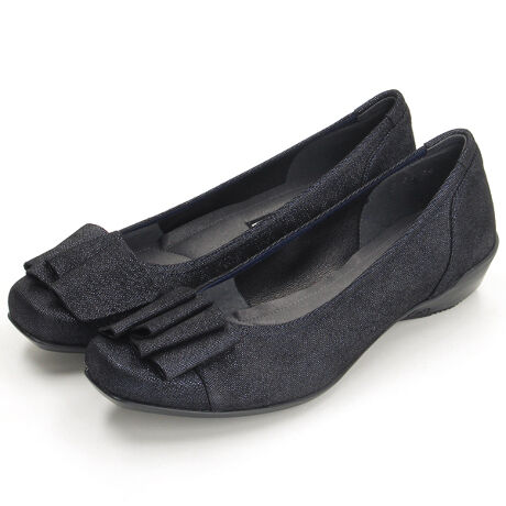 R|WV9̃EF[u{`[tRtH[gEFbWpvXEF[u{ANZgɂRtH[gpvXBXj[J[̂悤ȋCyƂȃbNX𕹂fC[[Xɂ҂̈ꑫłBᔽNbV~[^:722772]