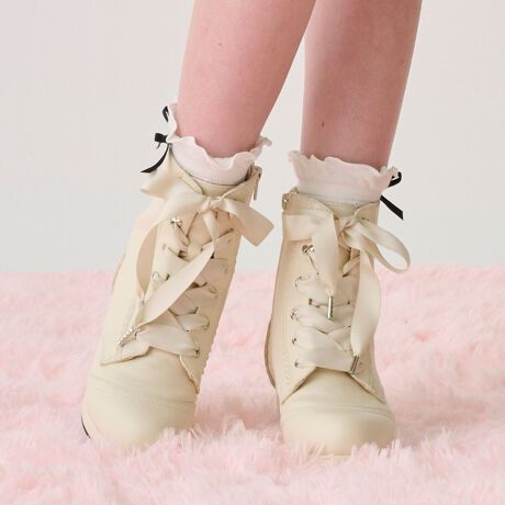 [^ԁF8153421]NlC̃[XAbvu[cłBŃA؂ւɃXJbvŏił킢炵ۂɁB߂̃OO{Ń[XAbvقǂĂAɉ؂₩oĂ܂BV[g烍O܂ŕL{gXɍ킹₷AƂVGbg͂łBTCh̃WbvŒE₷̂ꂵ|CgB芴̂鑾߂̃q[ƌ߂̃\[őɕSɂAԂ̂oɂœKłBs[Xƃx[Xƍ킹NVJȃX^CAZ߃{gXƍ킹JWAȃX^C܂ł܂܂ȃR[fBl[gƍDɌ܂܂Bx[WFfgF154cm pTCYFL(24-24.5cm) FfgF154cm pTCYFL(24-24.5cm) 