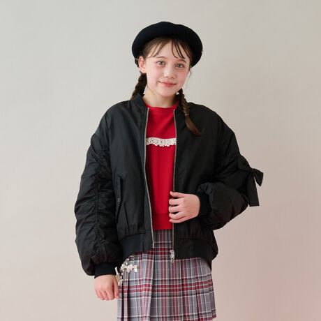 [^ԁF8153306]WbvAbv̂Oł郊{IMA-1łBJWAȕ͋C̒ɃK[[ȈۂvX܂B_ut@Xi[dl̂߁ACi[{gXɍ킹ăVGbg̕ω\BȂƓĂ̂łAG߂̂oɏd󂵂܂ByzȂyňzʁyLkzȂynzy|Pbgzu[ O[FfgF152cm pTCYF150cm FfgF152cm pTCYF150cm 