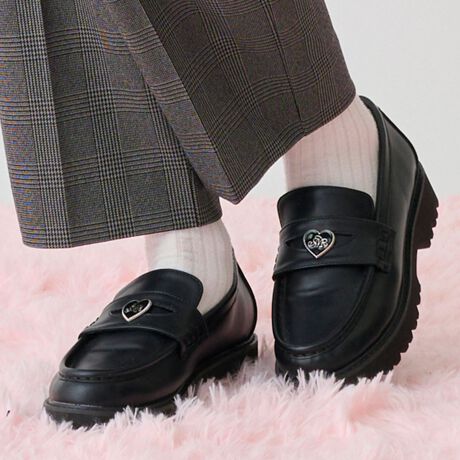 [^ԁF8154635]n[g^̃v[g|Cgł[t@[łBVbNȕ͋CƁA킢\킹Ă܂BɃ{[vXA悢݂̃\[݌vB܂܂ȃACeɍ킹₷Agɏd󂵂܂BdʁFMTCY 240gFfgF160cm pTCYFL(24-24.5cm) 