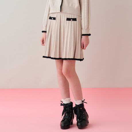 [^ԁF8154115]lۂĉX^CĂjbgXJ[głB[Xɕ҂܂ꂽ̔zFANZgɂȂAVv߂ȂfUCBEGXg͑SdlŒ߂ȂAKȂ͂SnłBEGXg̒߂\ȃAWX^[B܂J[fBKiiԁF8154214jƃZbgAbvŒ̂߂łBʊAfC[炨oV[܂Ŋ􂵂܂By߂̒p͏H~V[YzyzȂyňzʁyLkzynzy|PbgzȂyAWX^[z蔖x[WFfgF152cm pTCYF150cm O[FfgF150.5cm pTCYF150m 