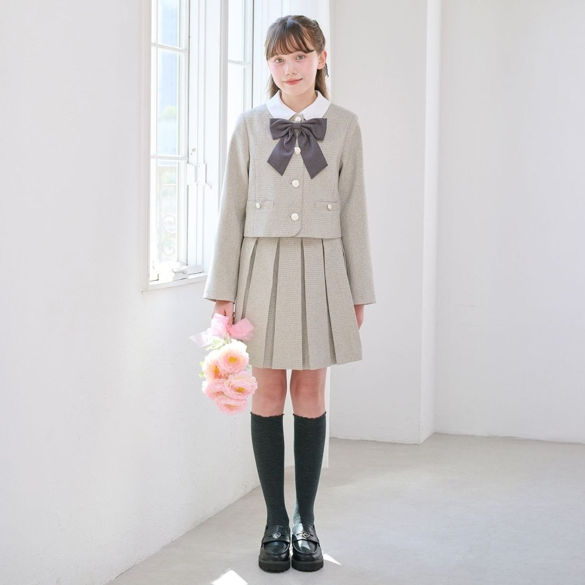 [}C]NVJZbgAbv/]sAmWjAimezzo piano juniorj O[