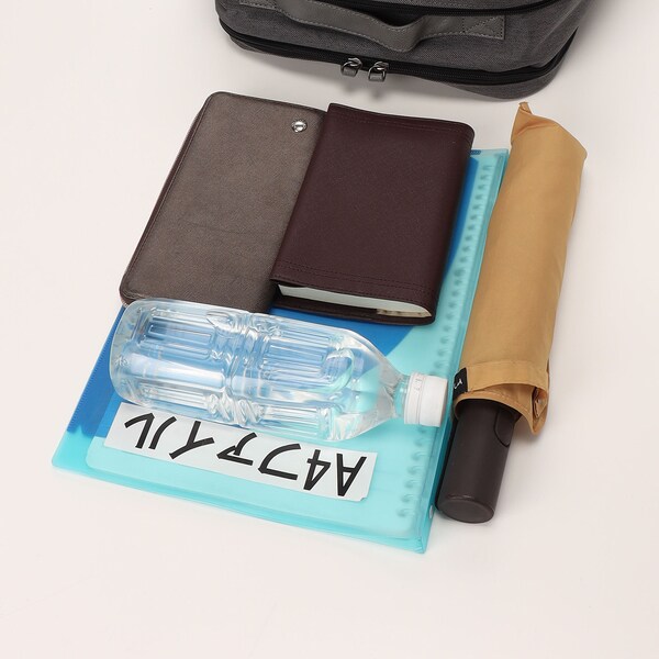 オンオフいつでも使えるヘリンボンデイリースクエアリュック