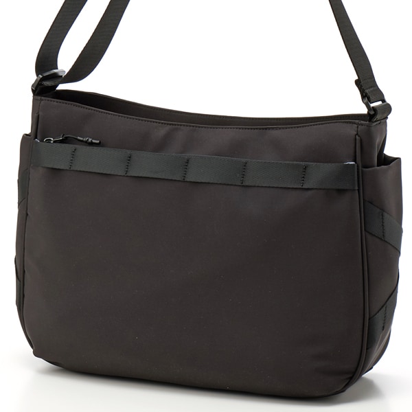 ポーター タンカー ショルダーバッグ型 TANKER SHOULDER BAG | Yoshida&Co. Home Page | YOSHIDA & Co.