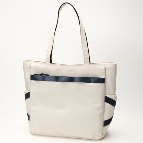 [^:ILI-7506]yĝɗDꂽ|GXefނgp̃obÓAyʂŉJɂH{ꂽ|GXefނ̗pBʂׂ𗼃TCh܂Ŏ{AfUCɗ̊ƂƂۂ܂B֗Ŏg₷|Pbg[Oʃt@Xi[|PbgFɃI[v|Pbg~2CFI[v|Pbg~1bV|Pbg~1E^|PbgiS߁{}WbNe[vtj~1t@Xi[|Pbg~1O\ȃ|[`~1wʂɂ̓L[o[Ή̃xgtŁAsoɂ֗BTChɂ̓ybg{g܂ݎPI[v|PbgtBꂽfUCƋ@\ANZgƂĕDe[vgpAO\ȃ|[`͓ɍDȈʒuŎt\BFƃ_ȑfފŁAG߂킸g܂BЂ̃V[YŁA֗ƃX^C𗼗obO̖͂̌Ă݂ĂB