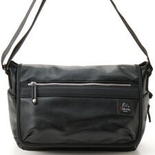 トリプルマテリアル A4対応 キャリーバー付き かぶせショルダーバッグ 13L