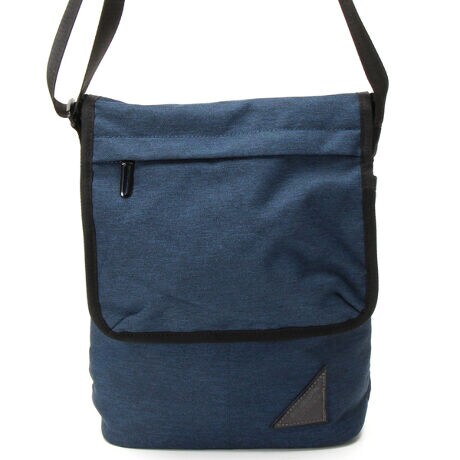 [^:IMA-5903]yIMA-5903zc^tbvV_[obOX^CbVȏc^fUC̃tbvV_[obOB<br>ɗDꂽے|GXefނgpAˑR̉JɂSłB<br>wʂɂ͕֗ȃ|Pbg𑕔AL[o[ʂɂΉB<br>A4t@C܂TCYŁAʋ΂ʊwAoɂœKȖ\V_[łB