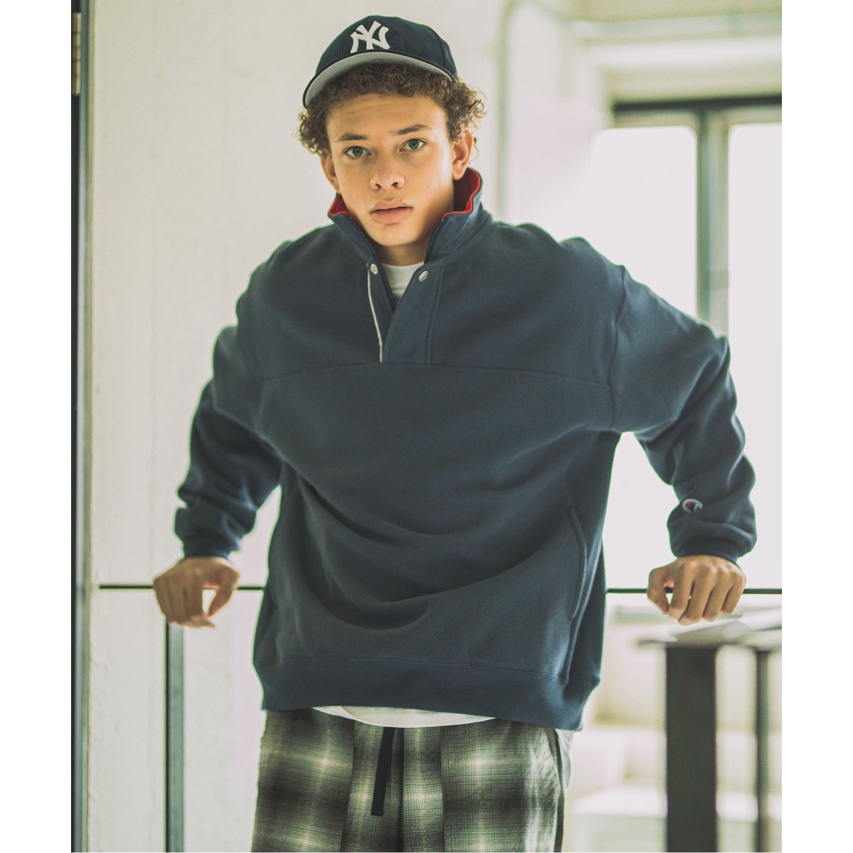 JS x SUPER MARKET x Champion コラボセットアップ Champion × JS by SUPER MARKET】別注 ハーフジップ スウェット