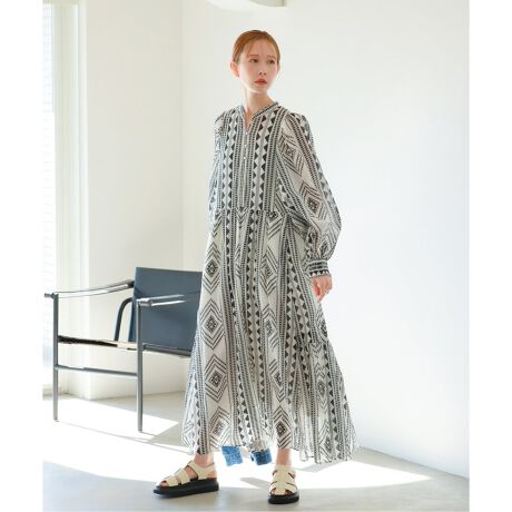 ADORE】オリエンタルプリント スリット ワンピース 受け入れよ タグ付  