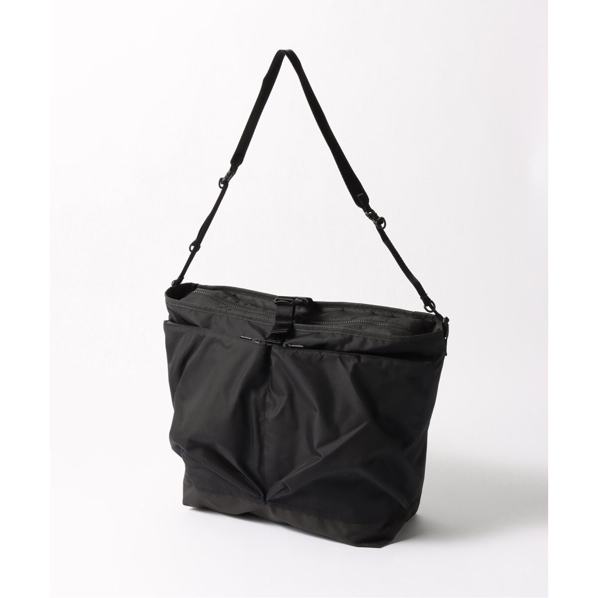 F/CE. / エフシーイー】LIGHTWEIGHT COURIER SHOULDER BAG