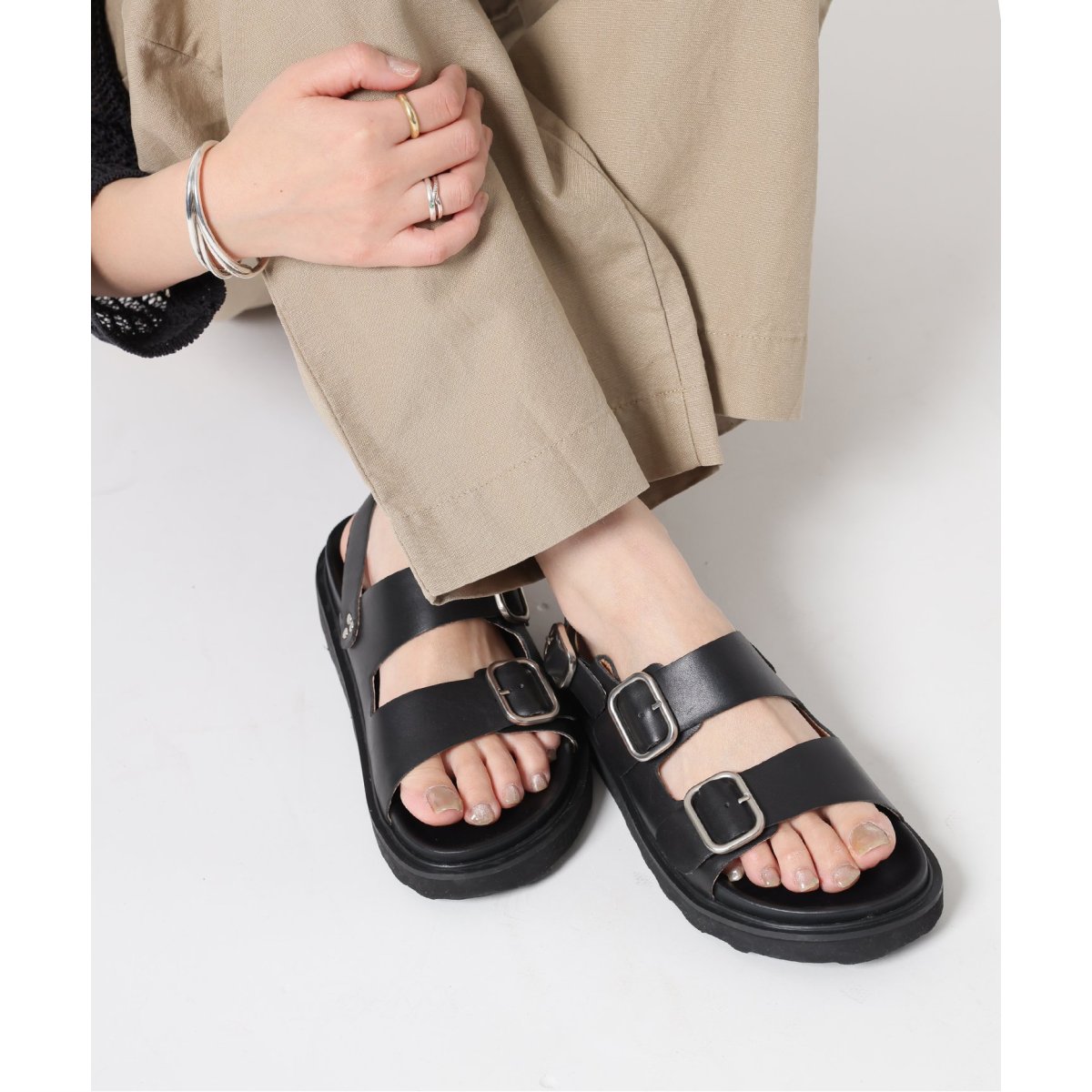 ジャーナルスタンダード　別注　MOHI / モヒ ストラップ バックルサンダル 追加》《別注》【MOHI / モヒ】ストラップ バックルサンダル