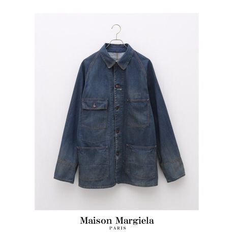 [^:24011685001210]yMAISON MARGIELA / ]E}WF z1988NɁAxM[og̃fUCi[łA}^E}WFɂĐݗꂽtX̃p̃t@bVuhBX́AMaison Martin Margielai] }^ }WFjƂuhłA2014NANX`EfBI[ȂǂŃfUCSĂLAWEKA[m̃NGCeBuEfBN^[ACoāA2015NɁAMAISON MARGIELAi] }WFjƂuhɕύXB1989 S/SRNVpRNVɎQĂÃRNVɂ́A܂ł̗słƂVGbgɑ΂āAXŃ^CgȃVGbg̃WPbg{gXĂƂ펯𕢂NG[Vr𗁂сAufXgCERNVvƏ̂ƂƂɁAfr[RNVȍ~uh̑㖼ƂȂĂB舵ɂẮAiɂĂ戵\ɂĂmFBƖ̊֌WɂAۂFČꍇ܂B܂p\REX}[gtHȂǂ̊ɂA኱iƉ摜̃J[قȂꍇ܂Bi̐F́AiAbv摜QƂB[J[^ԁFS50AM0612J[ɂĕД̔J[F[J[J[u[(044)FINDIGOTCYɂĕД̔TCYF[J[TCY46(046)F4648(048)F48fTCY:g:179cm pTCY:48